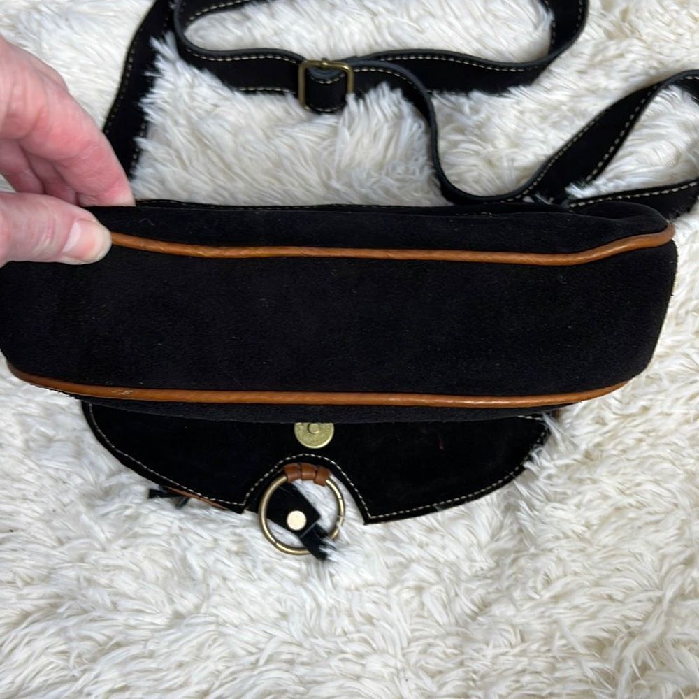 Artisan Handcrafted Embroidered Small black Suede Leather Bag - Picture 7 of 8